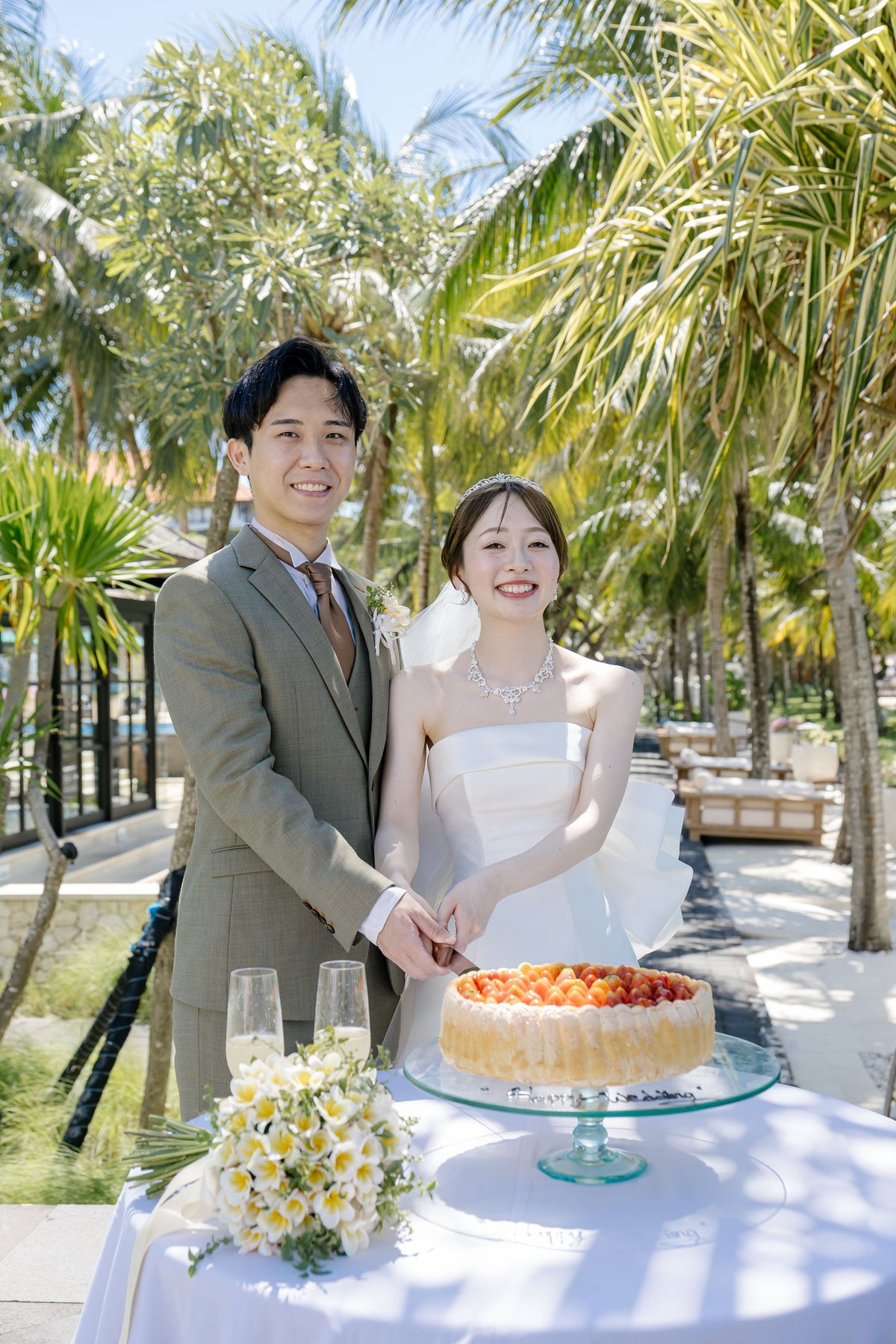 バリ　ウルシャンティ　リアルウェディング 1593188　5月4日11:00式