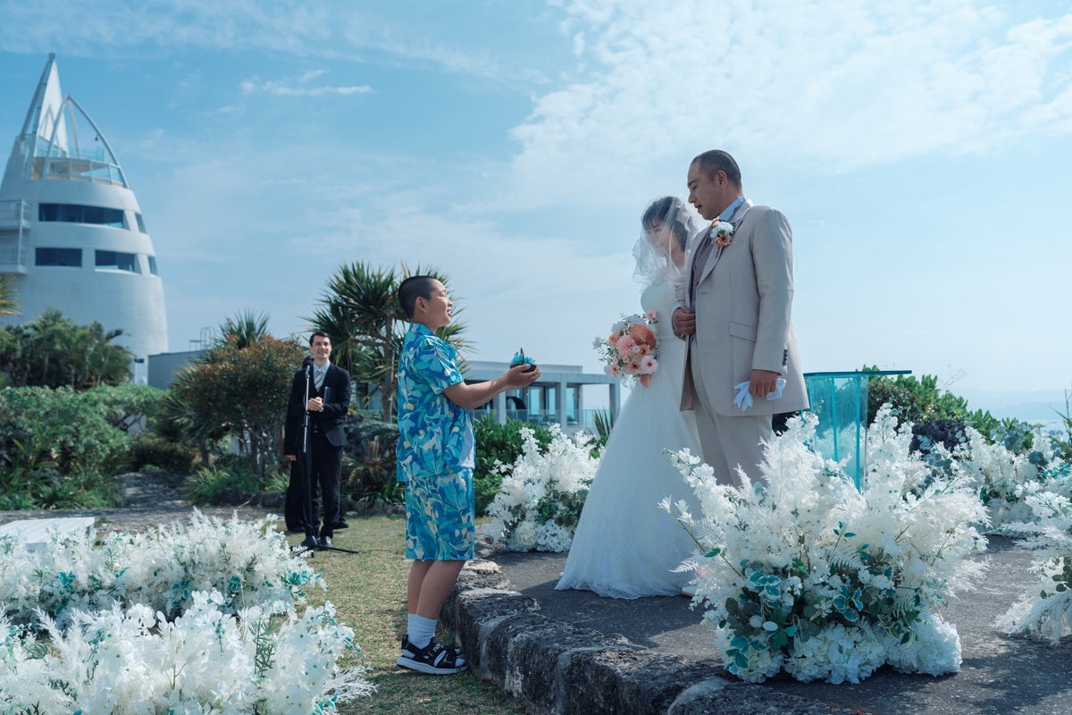 沖縄　古宇利島 空と海の教会 リアルウェディング 1594039　3月28日 9:30式