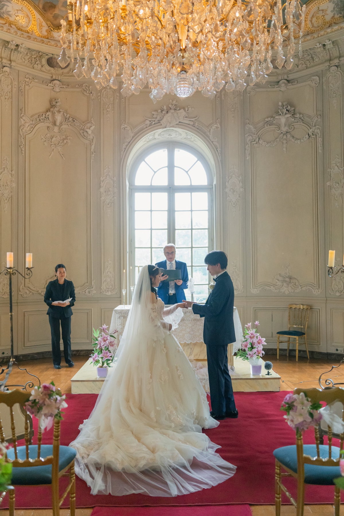 フランス　シャンティイ城　メゾン・ド・シルヴィー館　リアルウェディング　1597180 7月17日14:00式