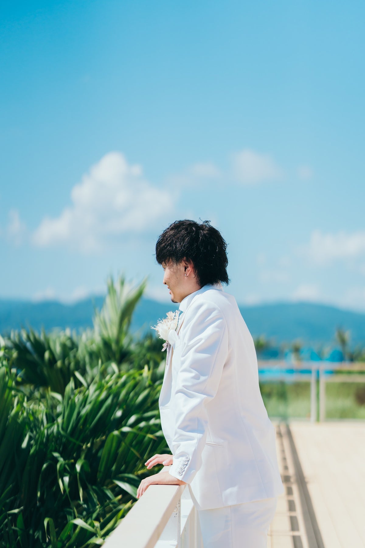 沖縄　古宇利島 空と海の教会 リアルウェディング［JTBおふたりさま婚］ 1568309　10月7日 12:30式