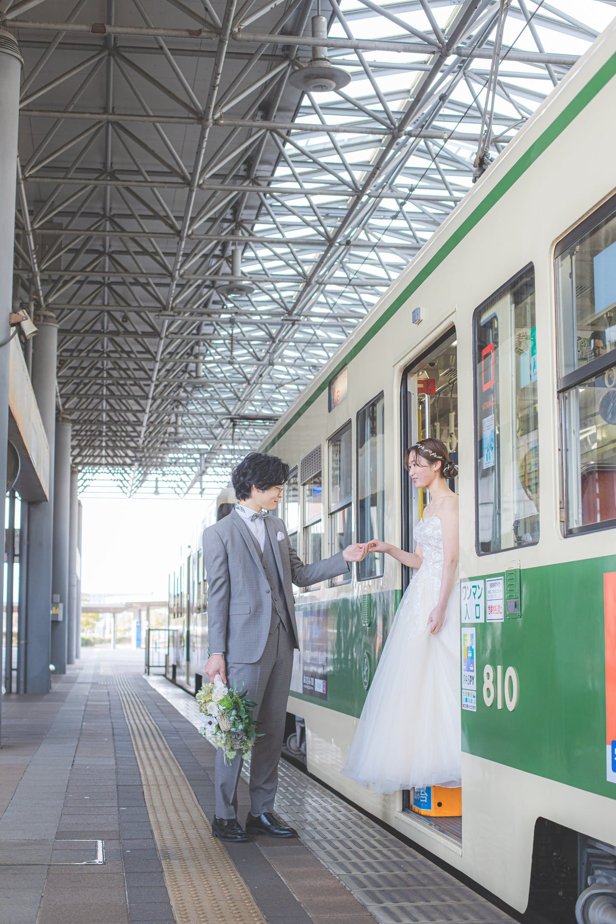 フォトスタジオ　フォトスタジオ 店舗　広島フォトスタジオ　路面電車