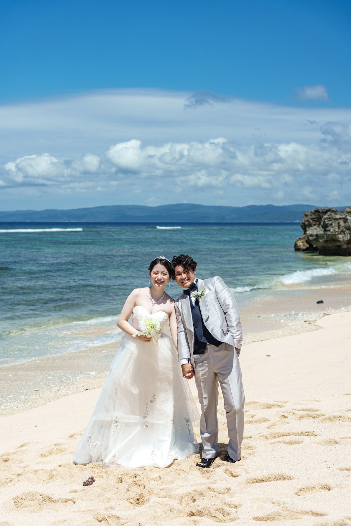 沖縄　古宇利島 空と海の教会 リアルウェディング 1604751　5月26日 12:30式