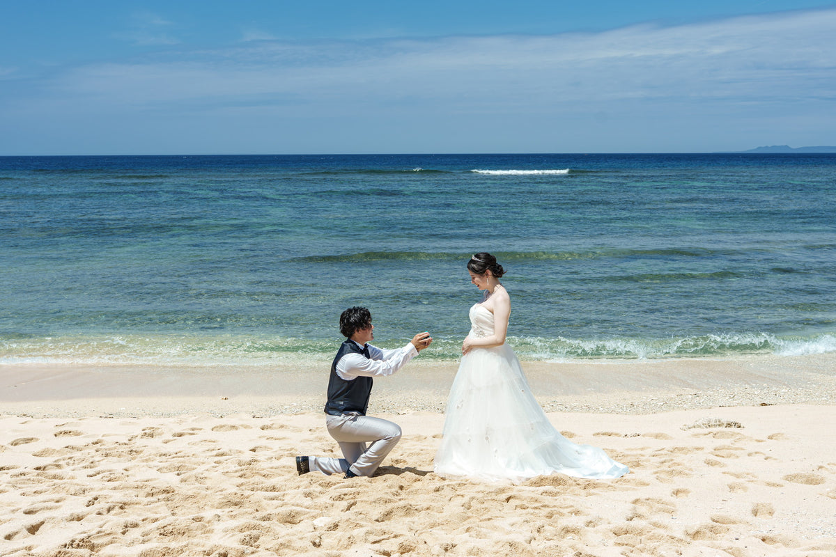 沖縄　古宇利島 空と海の教会 リアルウェディング 1604751　5月26日 12:30式