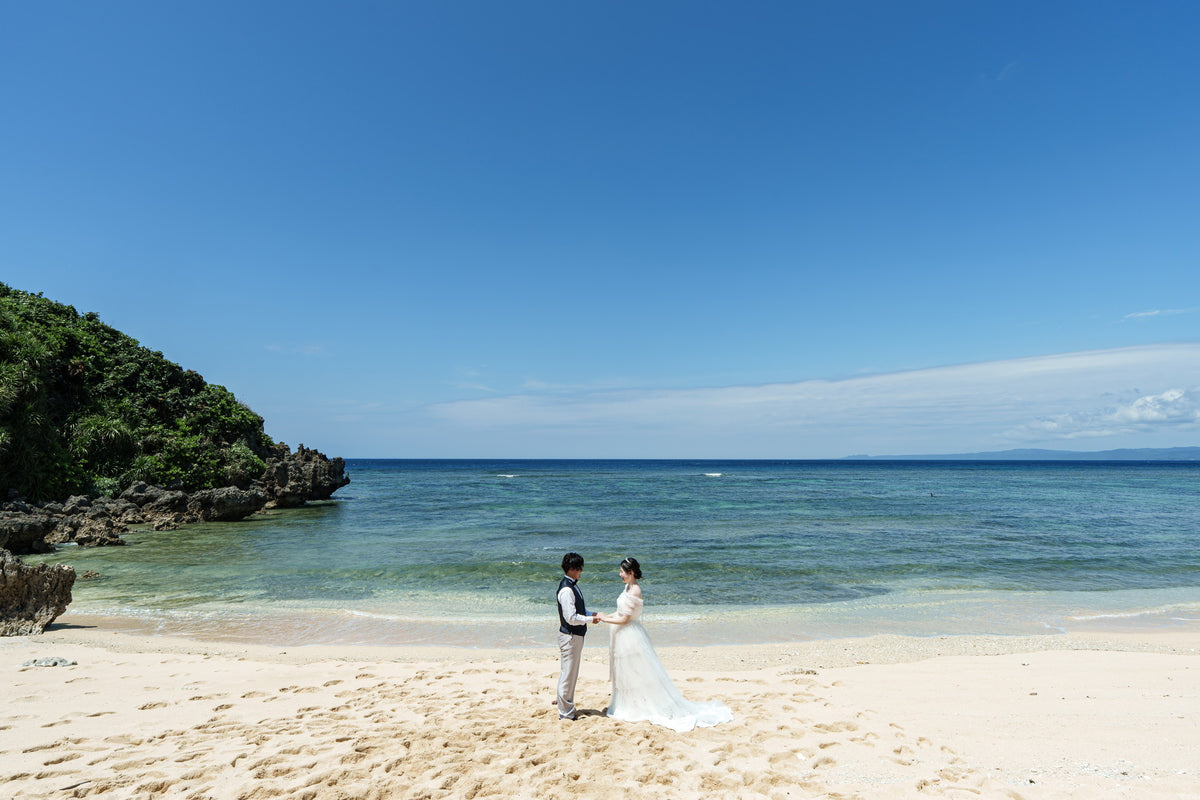 沖縄　古宇利島 空と海の教会 リアルウェディング 1604751　5月26日 12:30式