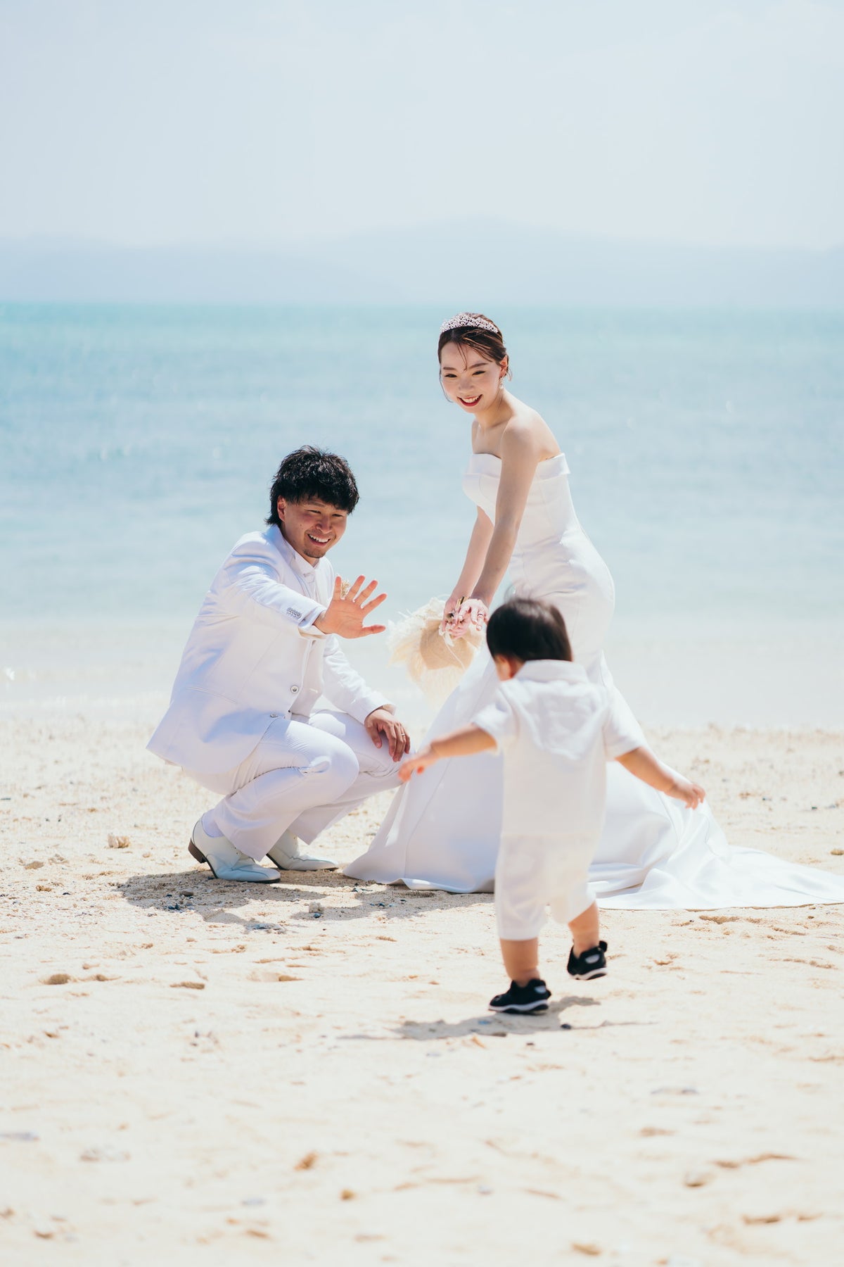 沖縄　古宇利島 空と海の教会 リアルウェディング［JTBおふたりさま婚］ 1568309　10月7日 12:30式