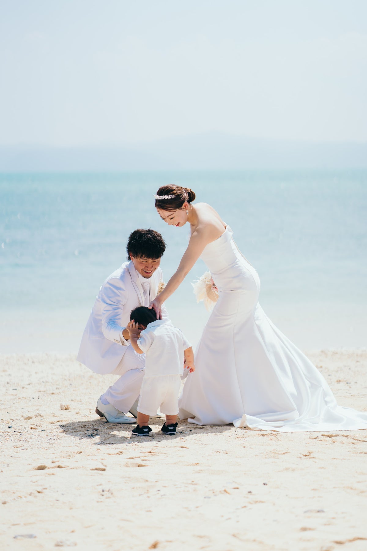 沖縄　古宇利島 空と海の教会 リアルウェディング［JTBおふたりさま婚］ 1568309　10月7日 12:30式