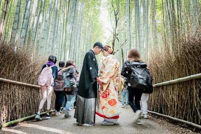 国内外から人が訪れる竹林の小径は、“京都らしさ”を存分に感じられる特別なロケーションです