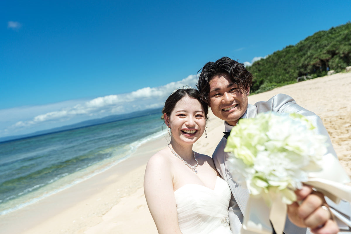 沖縄　古宇利島 空と海の教会 リアルウェディング 1604751　5月26日 12:30式