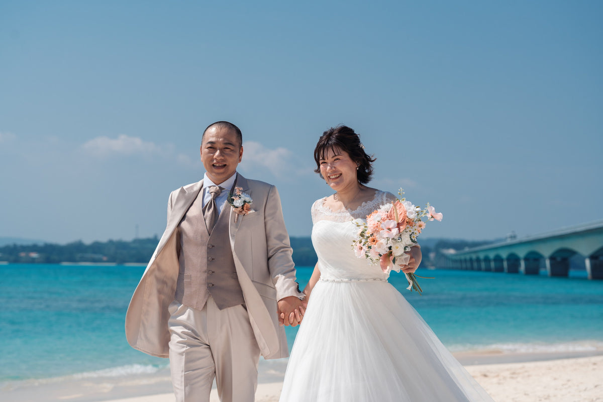 沖縄　古宇利島 空と海の教会 リアルウェディング 1594039　3月28日 9:30式