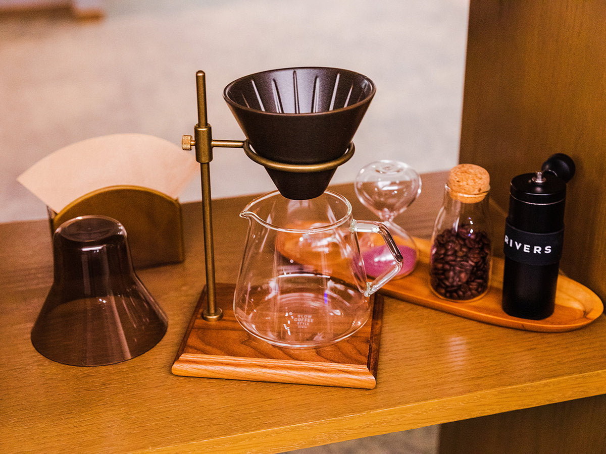 コーヒー片手にデイベッドでおくつろぎください