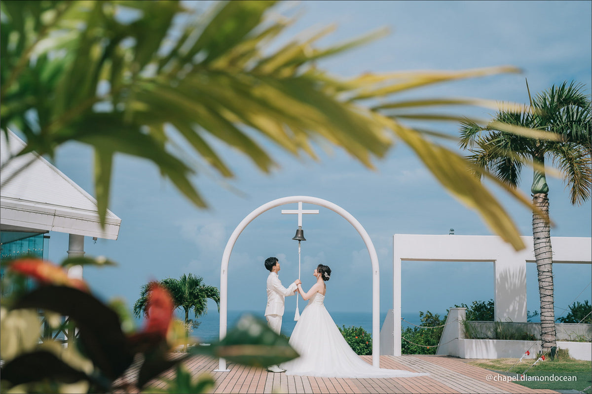 チャペル・ダイアモンドオーシャン※ベルでの撮影はチャペルプランをお申込みの場合のみ撮影可能範囲となります