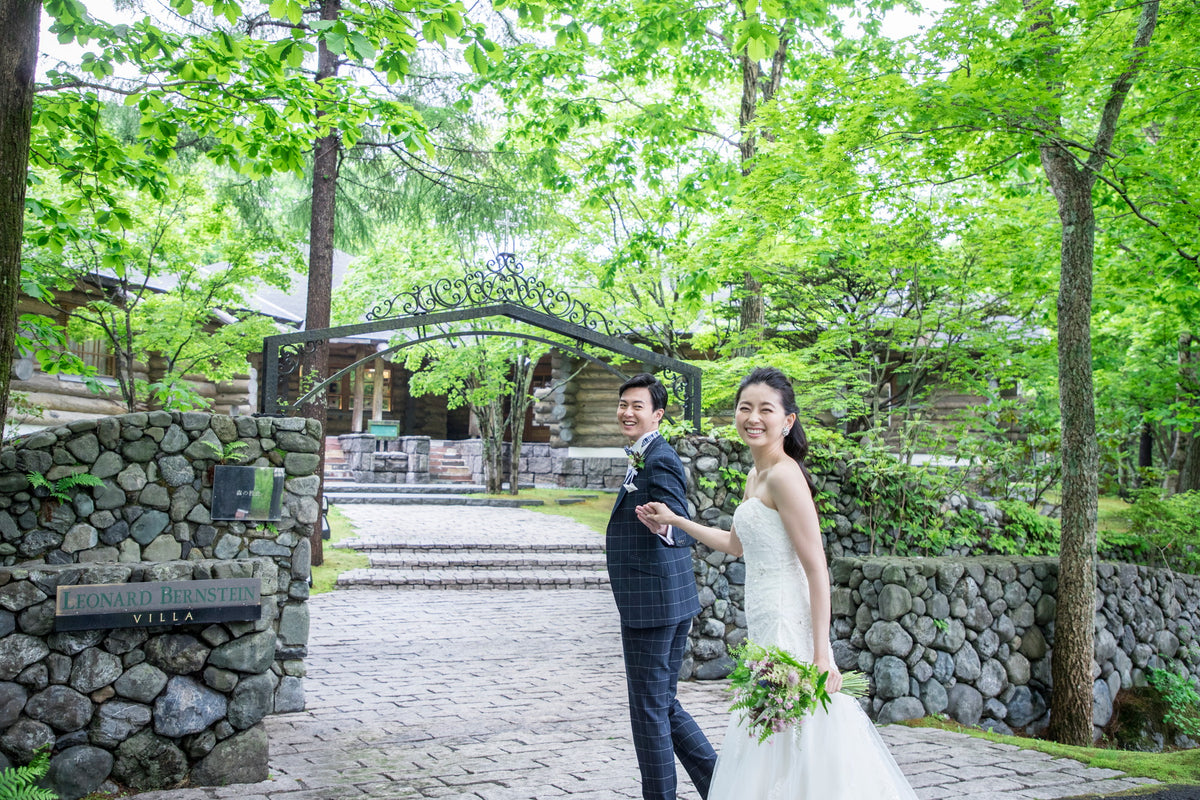 森彩の教会外観