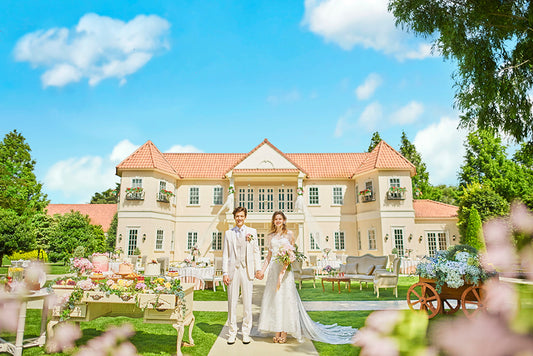 茨城県水戸市にある「フェアブルーム水戸アメイジングステージ」はまるで外国映画のような別世界でおふたりだけの贅沢なオリジナルウエディングが叶います。