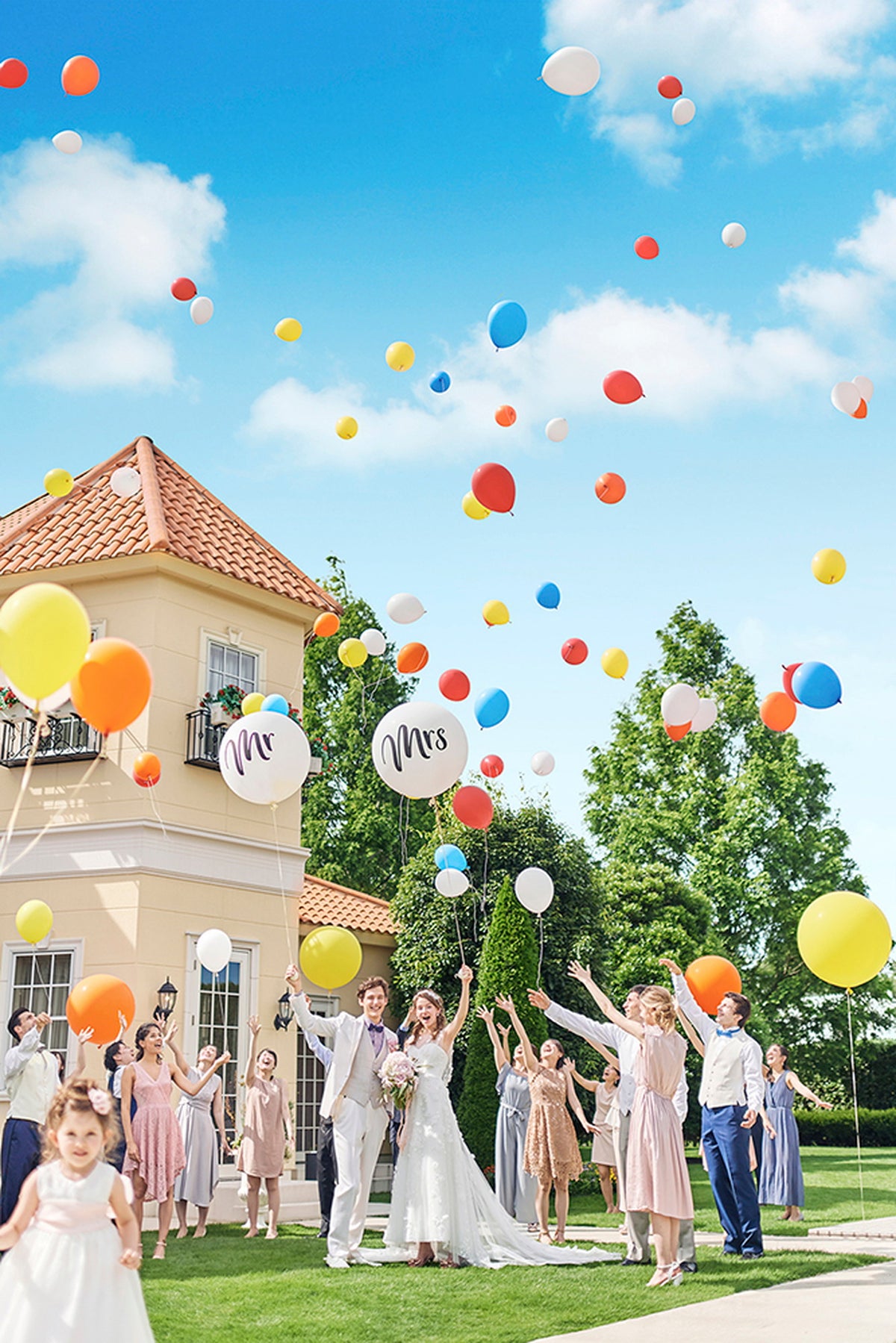 広大なガーデンで行うバルーンリリースはおふたりはもちろんゲストの記憶にも残る特別な時間となります。