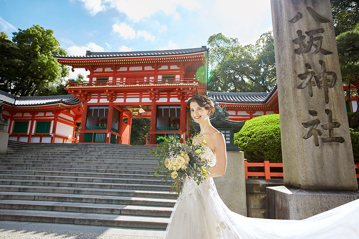 観光地としても有名な、八坂神社すぐとなりに位置し、会場に来るまでにもゲストが楽しめる風情溢れる場所。