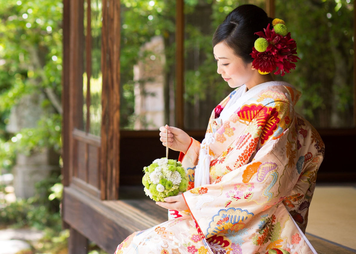 瑞花宝尽くし文(着用)