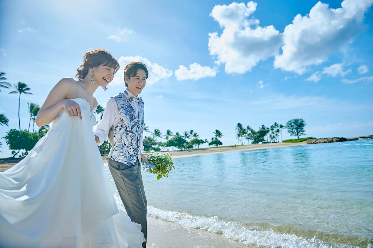 コオリナの海の透明度は格別! ビーチ撮影も素敵に!