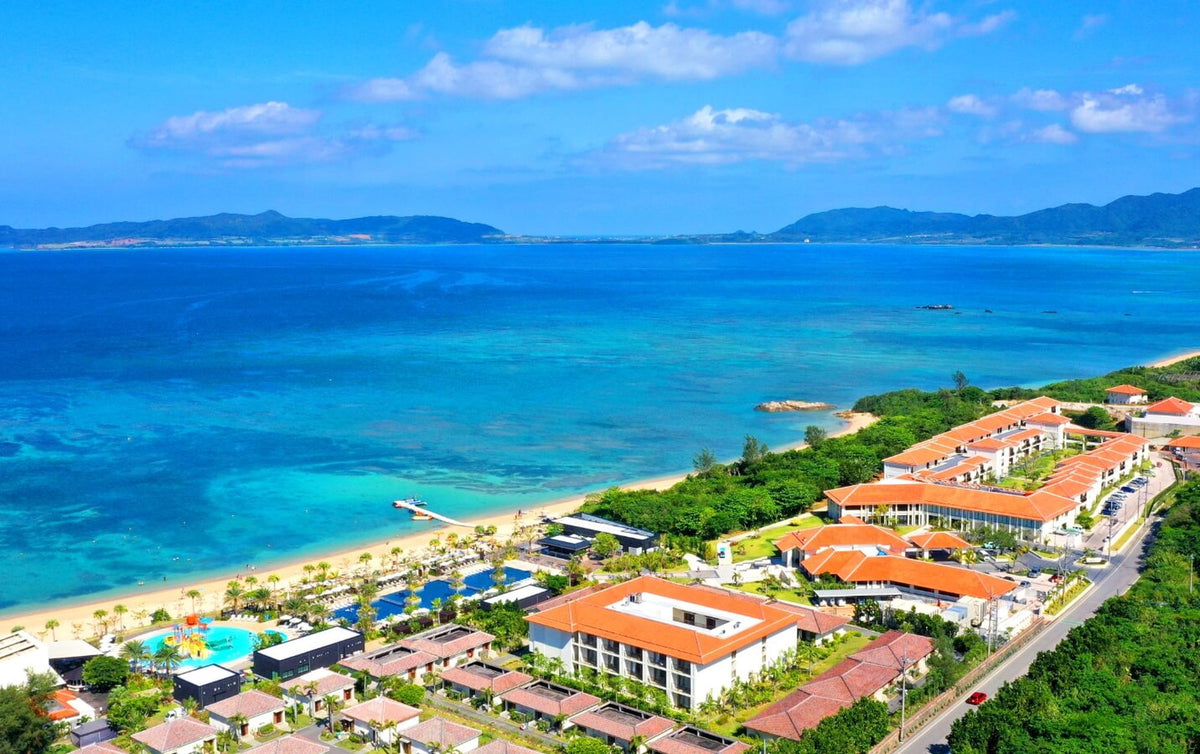 フサキビーチの海をすぐそばに感じる客室に石垣島最大級のプールが自慢の【フサキビーチリゾート ホテル&ヴィラズ】 赤瓦のヴィラタイプ客室など多彩なお部屋タイプにおしゃれSHOPやレストランも揃うリゾート