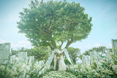  幸せを呼ぶ大きなガジュマルの木「バニヤンツリー」の下で、おふたりも永遠の愛を誓い合いましょう。